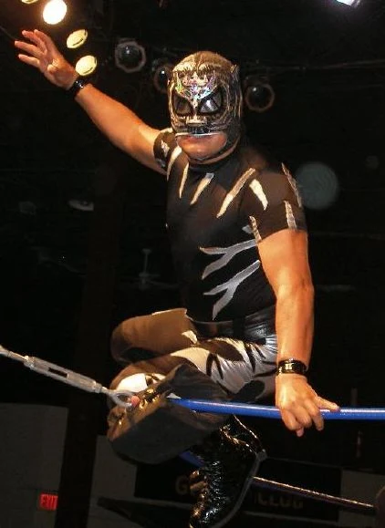 El Pantera, luchador del cartel de Expo Máscaras
